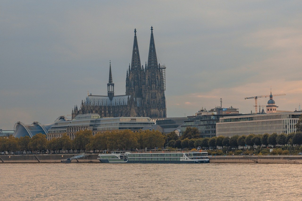 The Impact of Globalization on World Cultures